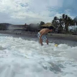 Meet your Posher, Ernesto